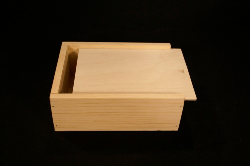 Personalized Wooden Keepsake & Memory Boxes